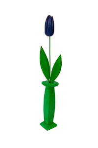 Navy blue tulip in zielonym bottle